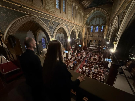 După un concert extraordinar care a entuziasmat publicul de la Catedrala Sfântul Iosif din București, Turneul Național Orgile României ajunge în Transilvania