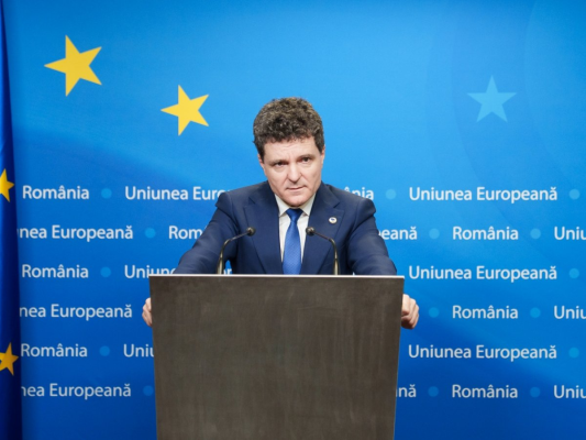 Președintele Nicușor Dan: Este anormal să numești burse „de merit” ceea ce iau 30% dintre elevii din sistem. Ministerul Educației va decide