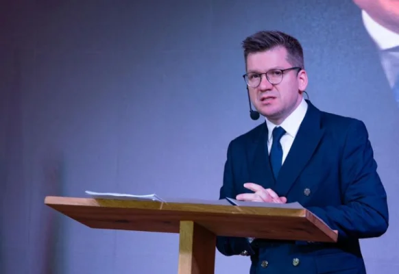 Dominic Fritz cere demiterea lui Mihail Neamţu din fruntea Comisiei de Cultură a Camerei Deputaţilor după derapajul la adresa Oanei Țoiu. "Atac politic de joasă speţă"