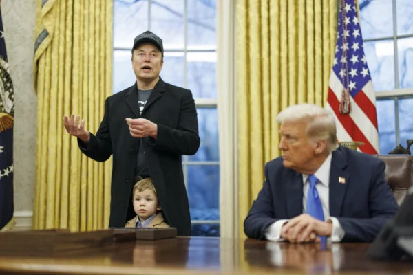 Elon Musk părăsește oficial Administrația Trump