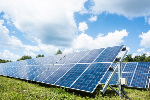 România primește 1,4 miliarde de euro din PNRR pentru energie regenerabilă