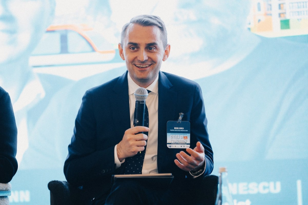 Cine este Mihai Jurca, propus de Bolojan la șefia cancelariei: ”Mâna dreaptă” de la Oradea, fost city-manager al primăriei conduse de Bolojan, în prezent consilier prezidențial