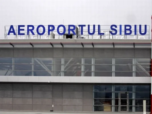 Regele Spaniei a ajuns în România – El a aterizat la Sibiu / Marţi va merge cu Nicuşor Dan în poligonul de la Cincu