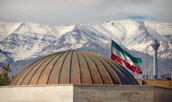 Iranul se declară dispus să accepte limitări temporare la nivelul de îmbogăţire a uraniului în cadrul programului său nuclear