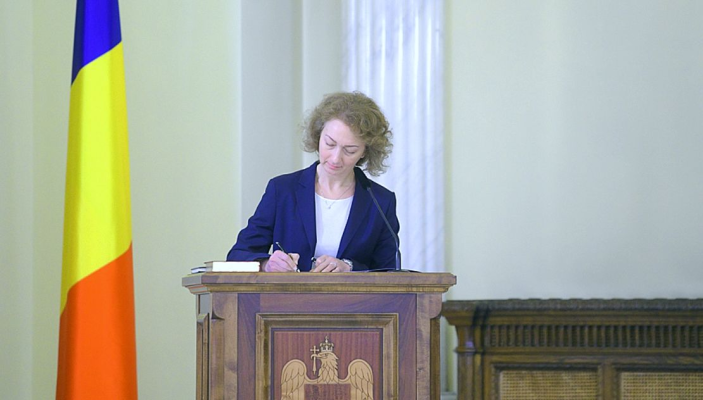 Simina Tănăsescu este noul președinte al CCR. E prima femeie care ocupă această funcție de la înființarea Curții