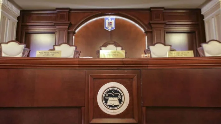 CCR a decis că declarațiile de avere și de interese nu trebuie să includă bunurile și veniturilor soților și copiilor