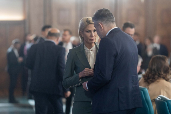 Raluca Turcan (PNL): „Impozitarea progresivă este o taxă pe ambiţie, nu o soluţie economică” / Replica la declaraţiile lui Sorin Grindeanu (PSD)