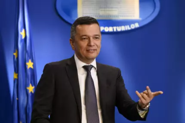 Dispută pe baza reducerii subvenţiilor pentru partide. Grindeanu: "USR plagiază fără ruşine amendamentele PSD"
