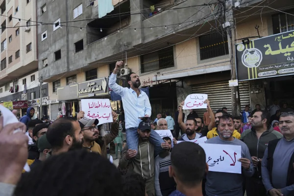 Gest rar al palestinienilor, care protestează public față de Hamas. Acțiunea ar putea afecta gruparea