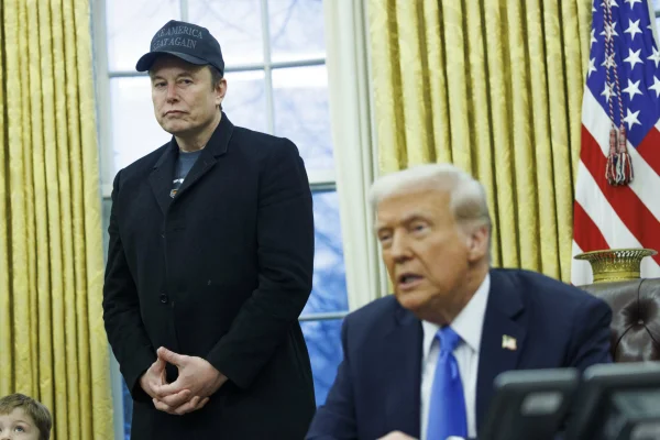 Șefa de cabinet a lui Trump spune că Musk „nu mai este prezent fizic la fel de mult” la Casa Albă