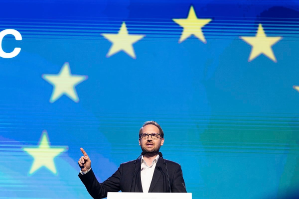 Congres USR, sâmbătă. Dominic Fritz va prezenta strategia politică pentru perioada următoare