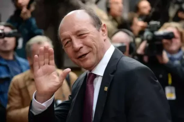 Traian Băsescu: Mă îngrijorează foarte tare că sunt cinci milioane de oameni care au optat pentru soluţia Est