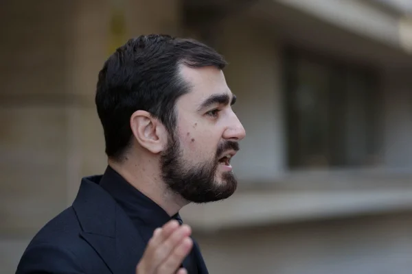 Înainte de angajarea răspunderii Guvernului pe austeritate, un deputat USR se revoltă: Creșterea taxelor este o mare greșeală a guvernului Bolojan