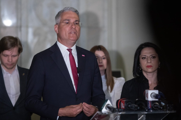 Ministrul Dragoş Pîslaru, întâlnire cu sindicatul din minister. Nemulţumirile, legate de volumul de muncă şi lipsa personalului în anumite zone critice, chestiuni ce ţin de salarizare, recunoaşterea efortului profesional