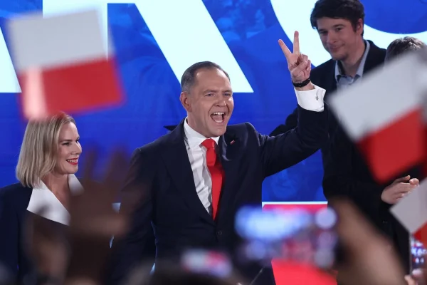 Reacții ale liderilor politici la rezultatele alegerilor din Polonia: „O nouă victorie pentru PATRIOȚI”