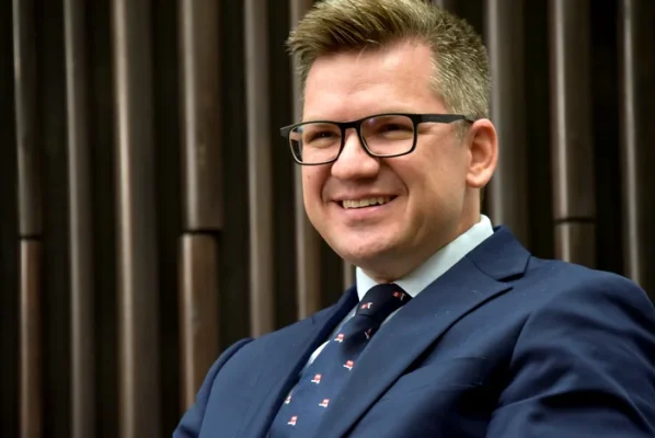 AUR refuză să îl schimbe pe Mihail Neamțu de la șefia Comisiei de Cultură, după un nou derapaj al deputatului