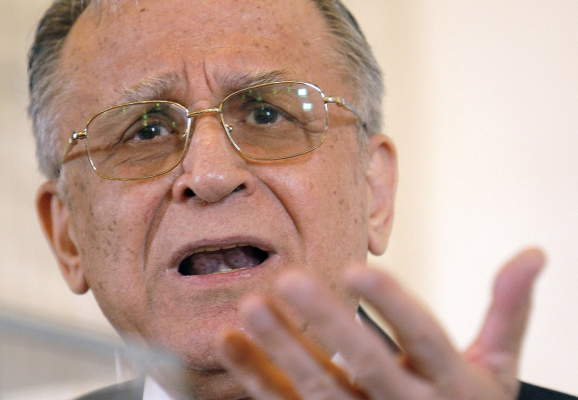 BREAKING| Starea de sănătate a lui Ion Iliescu s-a agravat: A fost operat de urgență