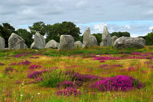 Megaliţii din Carnac au fost incluşi în Lista Patrimoniului Mondial UNESCO