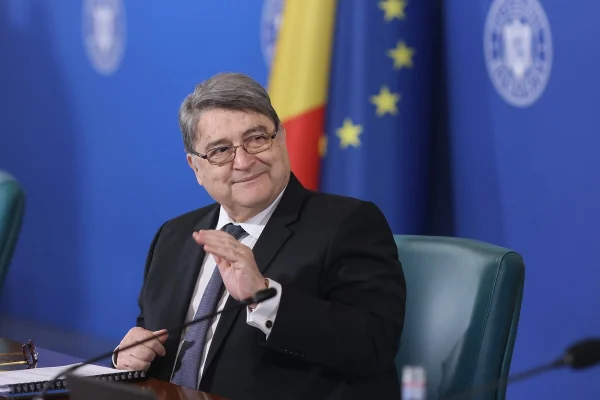Ministrul Emil Hurezeanu, la 40 de ani de la instituirea Spaţiului Schengen: România va continua să îl susţină activ