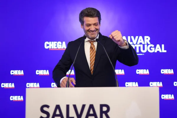 Partidul anti-imigrație Chega devine a DOUA cea mai mare forță politică din Portugalia