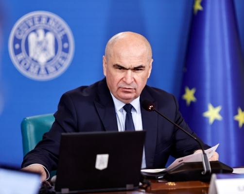 EXCLUSIV Funcționarii din Palatul Victoria, puși să dea concurs. Bolojan vrea să dea afară o treime