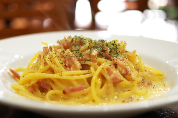 Alimentul incriminat în toxiinfecţia alimentară de la tabăra din Vârtop sunt pastele carbonara, potrivit Direcţiei de Sănătate Publică Bihor