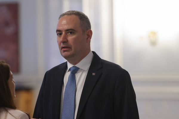 Ministrul Finanţelor, la Bruxelles: În două săptămâni de la învestirea Guvernului, România a adoptat cel mai important pachet fiscal din ultimii 15 ani/ pentru a reveni la disciplina fiscal-bugetară cerută de contextul european şi de interesele naţionale