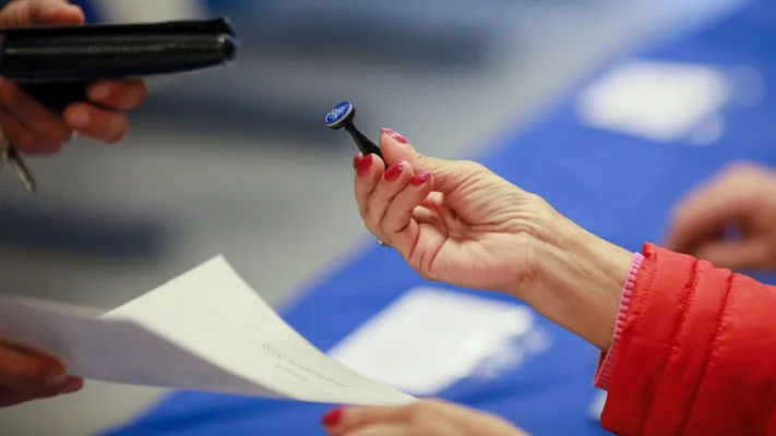 Alegeri prezidențiale 2025. AEP, CNA şi CNCD, apel la candidaţi şi la susţinătorii lor: Încrederea românilor în procesul electoral depinde de desfăşurarea acestuia în condiţii de legalitate