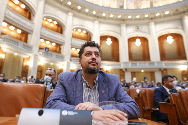Claudiu Tîrziu, despre apelurile la protest de pe TikTok: „Trebuie stabilit rolul pe care vrea să-l joace George Simion/ Știe că acolo vor fi acte reprobabile?”