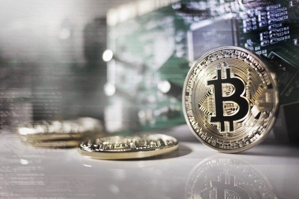 Bitcoin doboară noi recorduri, proiecte de lege majore sunt așteptate în SUA