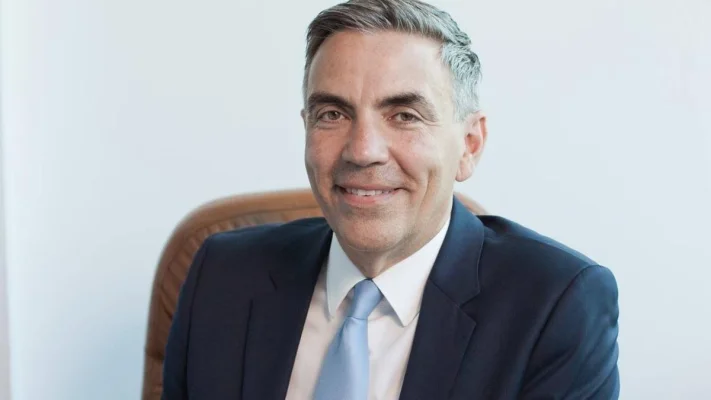 Dragoş Anastasiu, despre ajutorul de înmormântare: „Nimeni din grupul de lucru nu a propus tăierea acestuia”