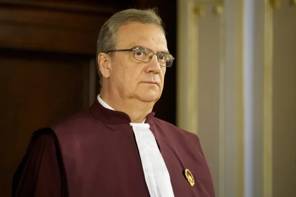 Curtea Constituțională a României a informat Parlamentul că MANDATUL judecătorului Varga Attila expiră în data de 12 iulie