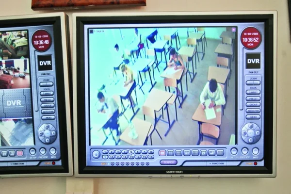 Proiect de lege. Supraveghere video în centrele pentru persoane vulnerabile, inclusiv în dormitoarele persoanelor imobilizate