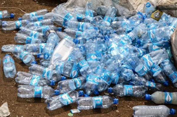 Consumatorii au returnat 1,45 miliarde de ambalaje SGR, în primele patru luni din 2025