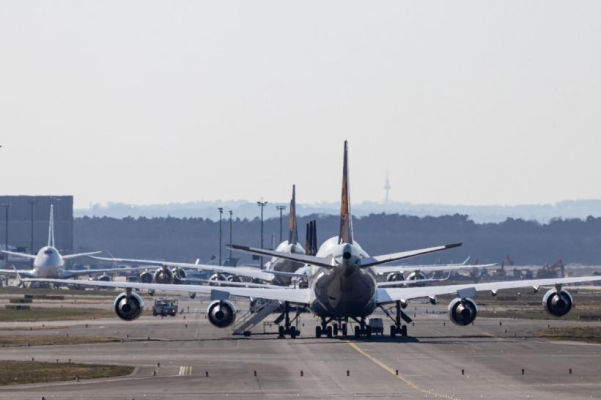 Israelul și-a închis spațiul aerian pentru toate zborurile