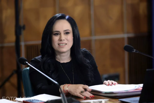 Sporul de antenă NU va fi eliminat, dar ce a vrut să spună, de fapt, ministrul Bucura-Oprescu