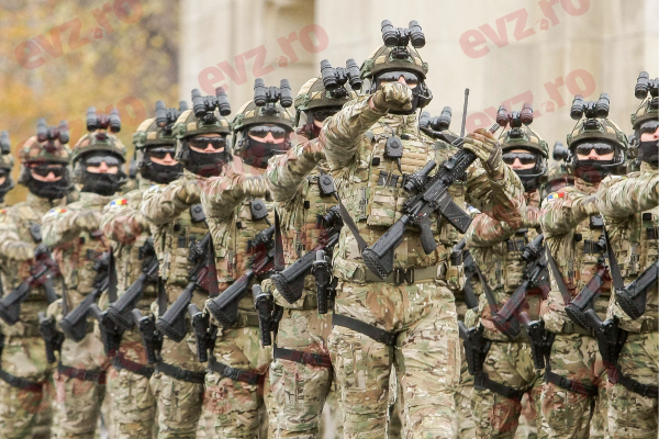 Armata obligatorie într-o țară vecină cu România. Măsura urgentă, propusă de președinte