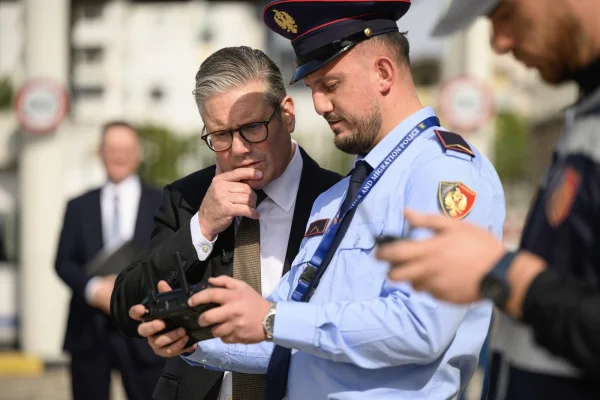 Marea Britanie: În 2024, migrația netă a scăzut cu aproape JUMĂTATE