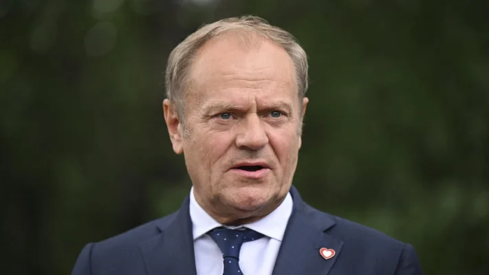 Presa poloneză: Tusk l-a condus pe Trzaskowski spre înfrângere