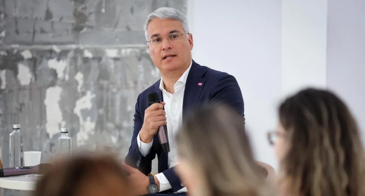 Ministrul Dragoș Pîslaru, amenințat cu moartea: „Am sesizat autoritățile”