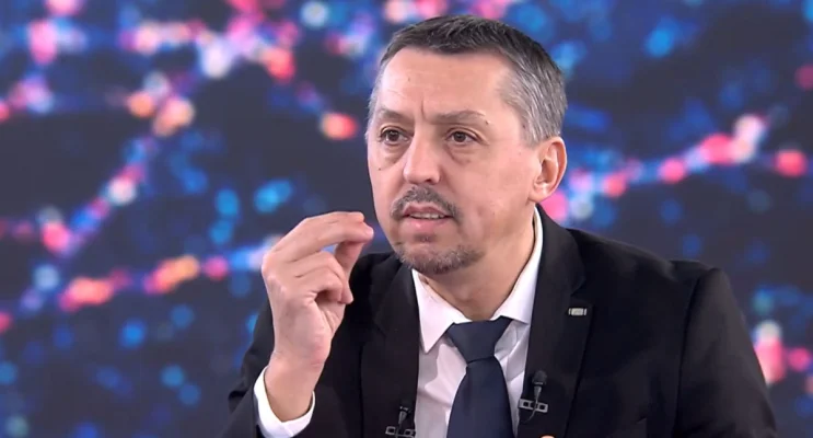 Ministrul Educației explică de ce se taie bursele: Eu mă bucur! Și să vrei, nu ai de unde