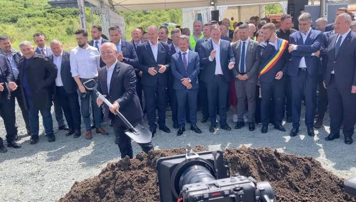 Asociația Pro Infrastructură îi reproșează primarului Clujului „atacul subteran”: Un gest execrabil al primarului Emil Boc care are nevoie de un dușman (imaginar) pe care să dea vina ca să-și ascundă propria incompetență