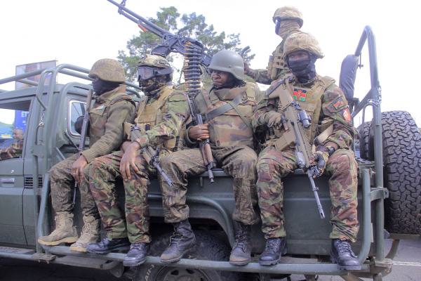 Bolojan pune cruce angajărilor ca mercenari. OUG care interzice militarilor și polițiștilor să se mai angajeze ca mercenari, chiar și după trecerea în rezervă