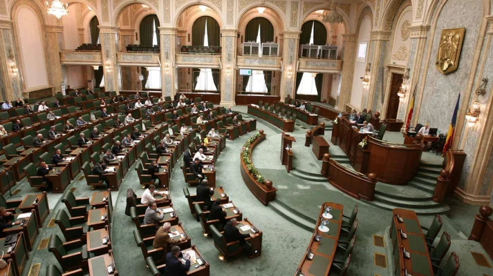 Reduceri masive de personal la Senat: 24% din posturi vor fi eliminate. Sindicatele contestă măsurile