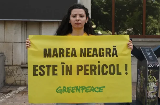 Romgaz cere în instanţă dizolvarea Greenpeace