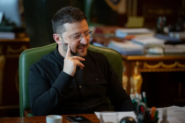 Nicușor Dan, asaltat de mesaje. A vorbit la telefon cu Zelenski și a schimbat amabilități cu Meloni, Metsola sau Orban