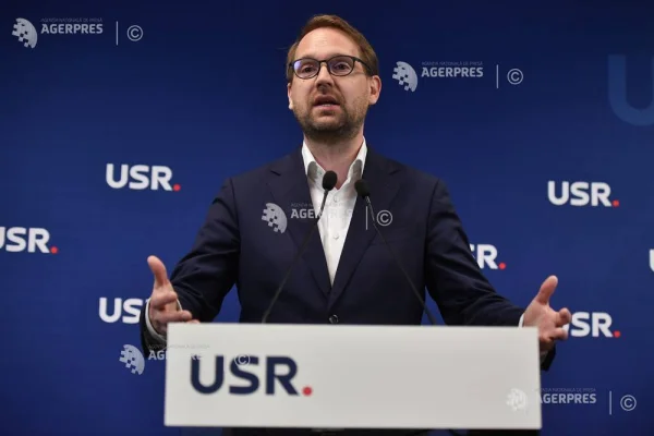 UPDATE Dominic Fritz a fost ales președinte al USR, din primul tur