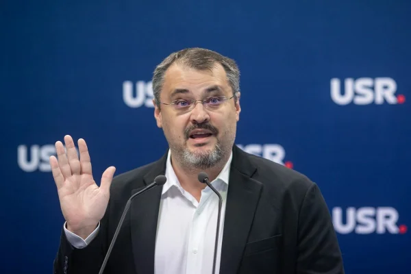 Cristian Ghinea (USR): Viitorul premier trebuie nominalizat cât mai rapid, apoi pot fi reluate negocierile