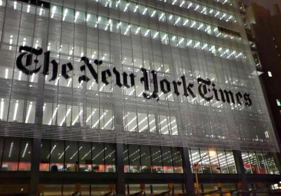 Trump ameninţă CNN şi New York Times cu procese din cauza relatărilor privind Iranul / Președintele SUA şi-a intensificat activitatea împotriva marilor instituții media