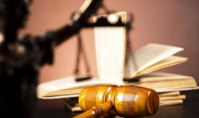 AUR: Se încearcă o cenzură în mediul online